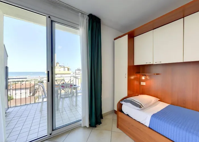 公寓式酒店 纳欧迪旅馆 里米尼