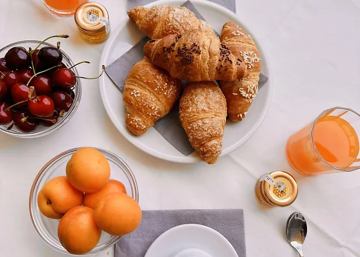 纳欧迪旅馆 4* 里米尼