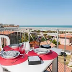 Aparthotel Nautic 4*