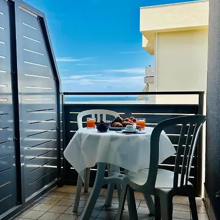 Nautic Apartahotel Rímini