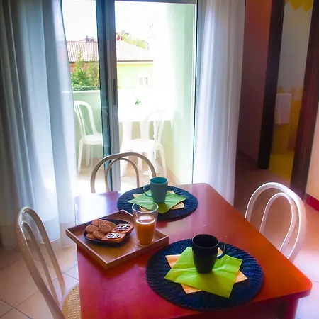 מלון דירות Nautic רימיני