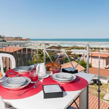 Aparthotel Nautic 3*