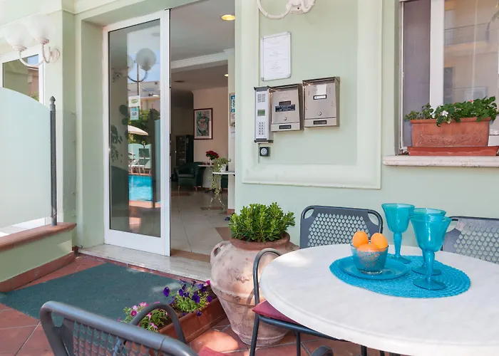 Nautic Ξενοδοχείο με διαμερίσματα 4*